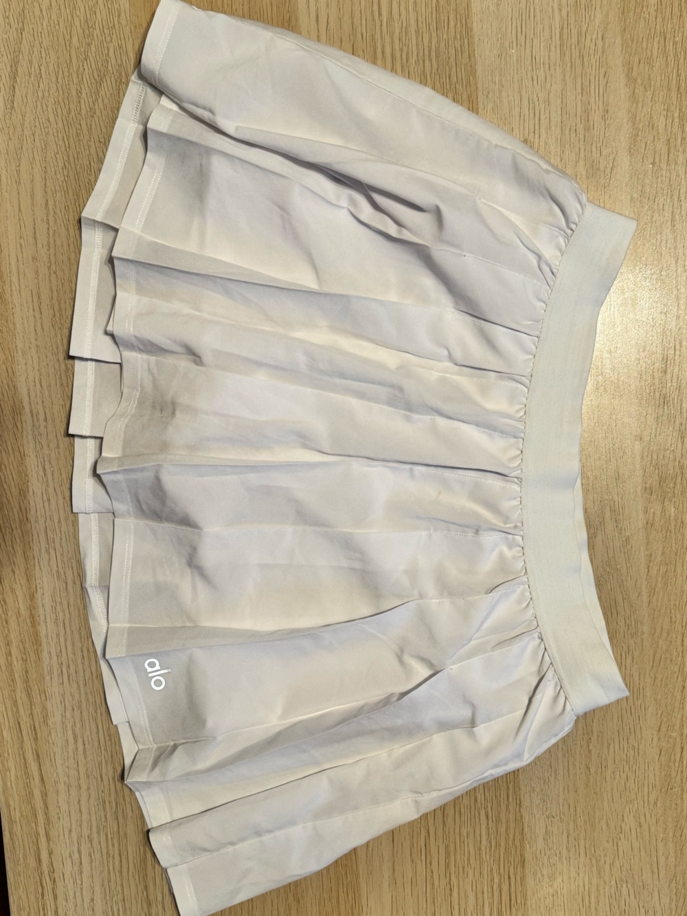 ALO Yoga Women's white Pleated Mini Skirt
